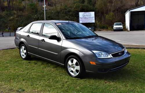 2007 Ford Focus ZX4 SES - cars & trucks - by dealer - vehicle... for sale in Pittsburgh, PA