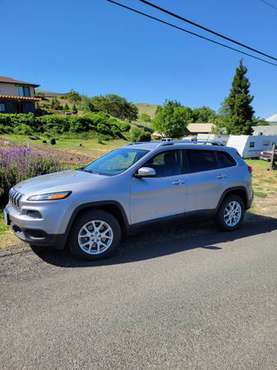 Jeep Cherekee for sale in Dallesport, OR