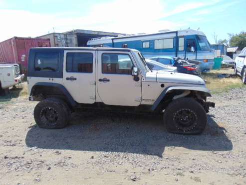 2007 JEEP WRANGLER 4D Hardtop automatic - cars & trucks - by dealer... for sale in Eugene, OR