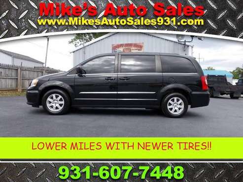 2011 Chrysler Town Country Touring - - by for sale in Shelbyville, AL