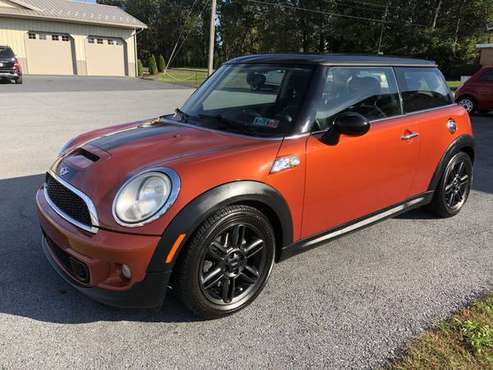 2011 Mini Cooper S 1 Owner Clean Carfax Full Service History 6 Speed for sale in Palmyra, PA
