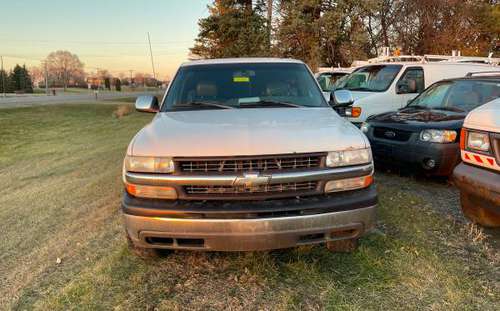 2001 Chevrolet 1500 4x4 - cars & trucks - by dealer - vehicle... for sale in Rosemount, MN