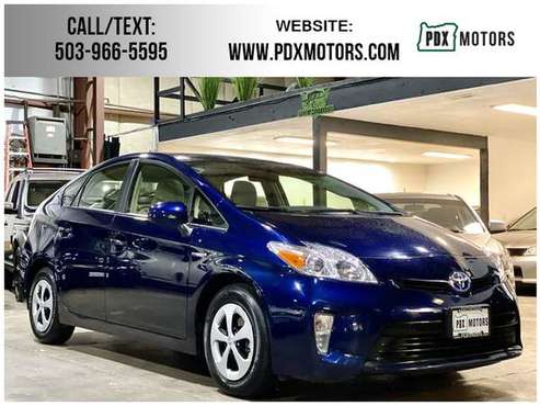 2015 Toyota Prius Three Hatchback 4D FWD/ SERVICED! - cars & trucks... for sale in Portland, OR