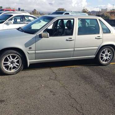 2000 Volvo S70 TURBO- - cars & trucks - by dealer - vehicle... for sale in Medford, OR