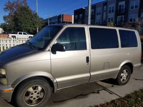 2003 Chevy Astro Van - cars & trucks - by owner - vehicle automotive... for sale in North Charleston, SC
