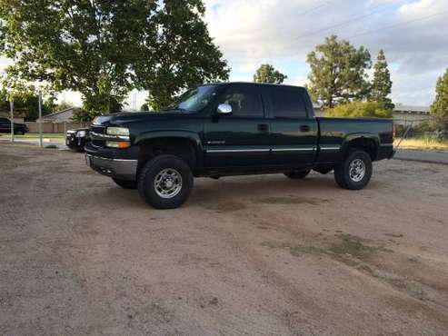 2001 Chevy truck 2500 for sale in Simi Valley, CA