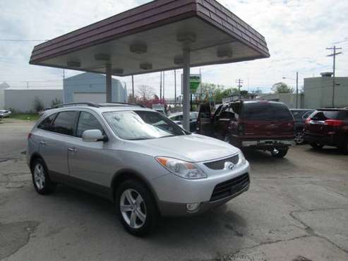 2008 Hyundai Veracruz Limited AWD 4dr Crossover - - by for sale in Bloomington, IL