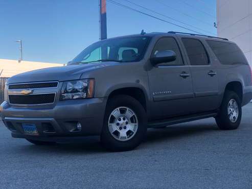 2007 Chevy Suburban Lt - cars & trucks - by owner - vehicle... for sale in Long Beach, CA