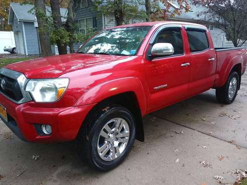 2013 TOYOTA TACOMA - cars & trucks - by owner - vehicle automotive... for sale in Hauppauge, NY