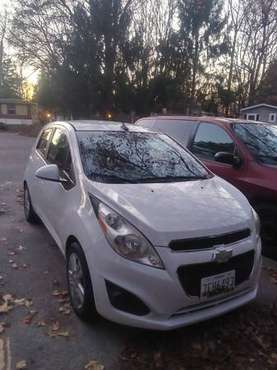 Chevy spark 2013 stick shift - cars & trucks - by owner - vehicle... for sale in Smyrna, DE