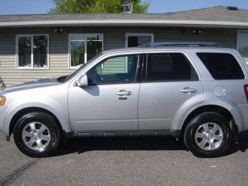 2012 FORD ESCAPE LIMITED LOW MILES RUST FREE - cars & for sale in Farmington, MN