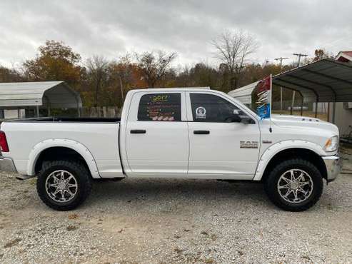 2017 RAM 2500 ST CREW CAB 5.7 HEMI 4x4 - ONE OWNER - SUPER NICE -... for sale in Hardy AR.,, MO
