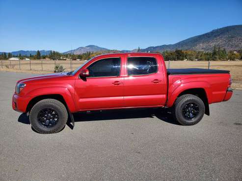 2015 Toyota Tacoma Double Cab **4.0L V6**4WD**Very Low... for sale in Grants Pass, OR