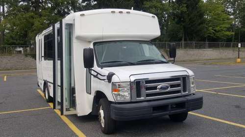 Ford e-450 passenger bus for sale in West New York, NJ