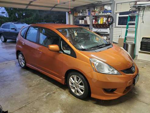 2009 Honda Fit Sport Hatchback - cars & trucks - by owner - vehicle... for sale in Macedonia, OH