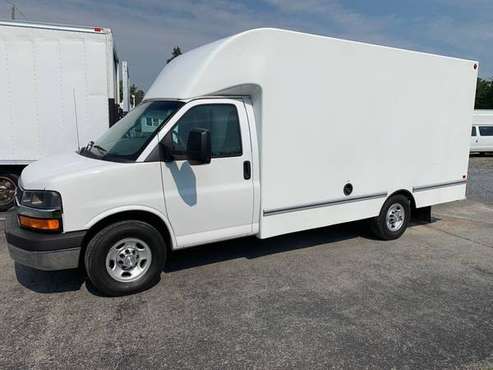 2016 Chevrolet Express Cutaway 3500 14' Box Van for sale in Lancaster, PA