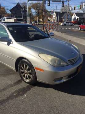 Lexus ES300 - cars & trucks - by owner - vehicle automotive sale for sale in Rochester , NY