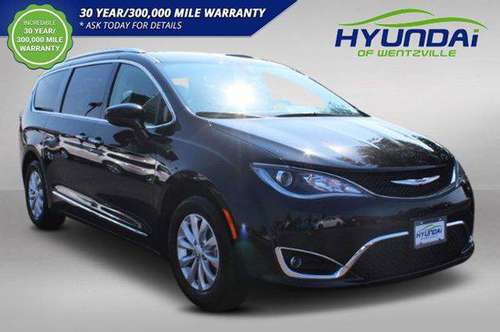 2019 Chrysler Pacifica Touring L for sale in Wentzville, MO