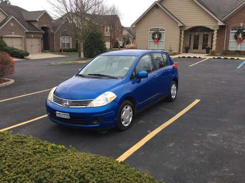2008 Nissan Versa SL - cars & trucks - by owner - vehicle automotive... for sale in Lexington, KY
