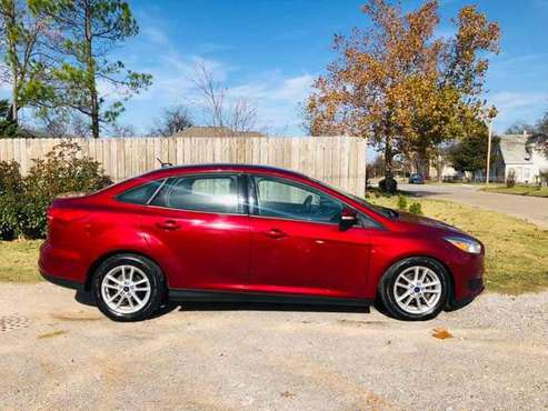 💥💥2016 Ford Focus SE💥💥 NICE💥💥ReD💥💥 - cars & trucks - by dealer -... for sale in LAWTON, OK