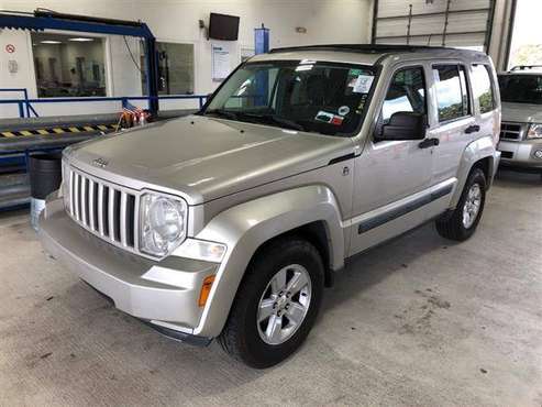 2009 JEEP LIBERTY - cars & trucks - by dealer - vehicle automotive... for sale in Medford, NY