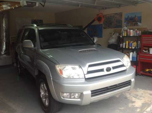Toyota 4Runner - cars & trucks - by owner - vehicle automotive sale for sale in North Palm Beach, FL