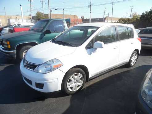 2010 Nissan Versa - NICE CAR FOR A NICE PRICE! - cars & trucks - by... for sale in Memphis, TN