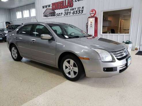 2008 FORD FUSION I4 SE - cars & trucks - by dealer - vehicle... for sale in Rochester, MN