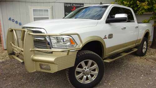 15 RAM 2500 LARAMIE CREW 4X4 - cars & trucks - by dealer - vehicle... for sale in Round Rock, TX