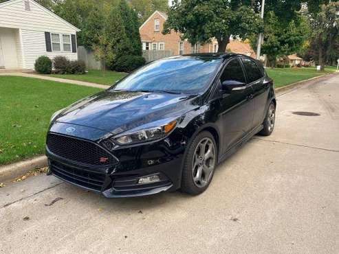 2017 Ford Focus ST for sale in milwaukee, WI