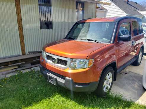 Honda element 2010 for sale in Cleveland, OH