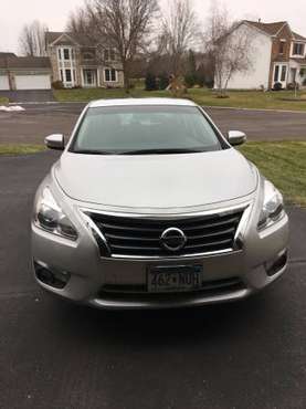 2015 Nissan Altima - cars & trucks - by owner - vehicle automotive... for sale in Saint Paul, MN