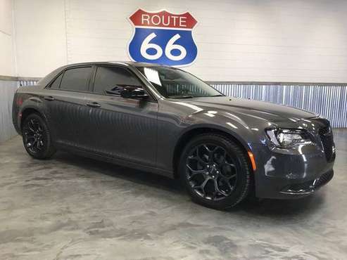 2019 CHRYSLER 300 TOURING 1928 MI 162.78$ BIWEEKLY (W.A.C) for sale in Norman, KS