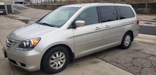 2008 Honda Odyssey EX-L 8 pass - cars & trucks - by dealer - vehicle... for sale in Rochester, MN