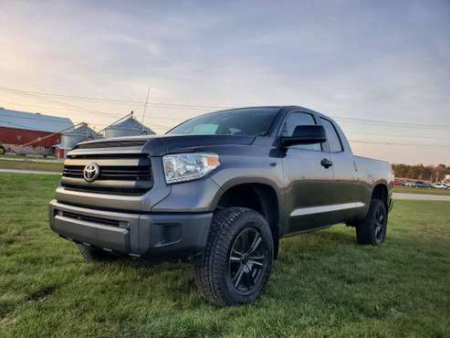 2014 Toyota Tundra Double Cab 4WD 5.7L V8 6.5FT (Financing!) - cars... for sale in Jefferson, WI