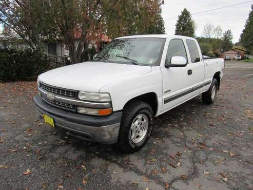 00 CHEVROLET SILVERADO 4x4 + 5.3 LITER V8! IN HOUSE FINANCING! -... for sale in WASHOUGAL, OR