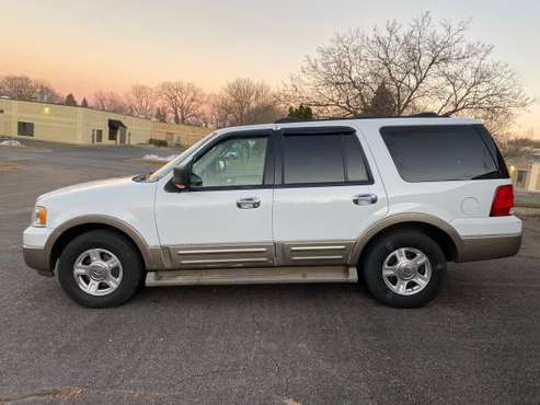 04 Expedition, GREAT SUV - cars & trucks - by owner - vehicle... for sale in Saint Paul, MN
