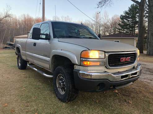 2005 GMC Chevrolet SLT 4X4 2500 - cars & trucks - by owner - vehicle... for sale in Suamico, WI