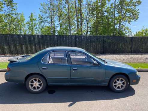 1994 Nissan Altima for sale in Canby, OR
