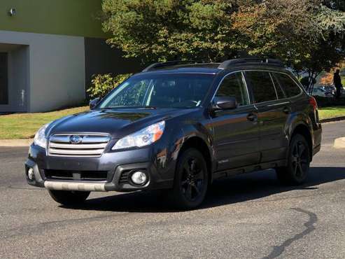 2013 SUBARU OUTBACK 3.6R 1-OWNER CLEAN CARFAX RARE!!! for sale in Portland, OR