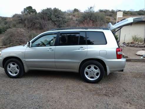 2004 Toyota Highlander - cars & trucks - by owner - vehicle... for sale in Prescott, AZ