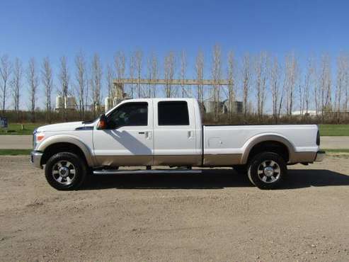 2011 FORD F350 CREW CAB - LONG BOX (8ft) - 4WD - DIESEL - LARIAT for sale in Moorhead, ND