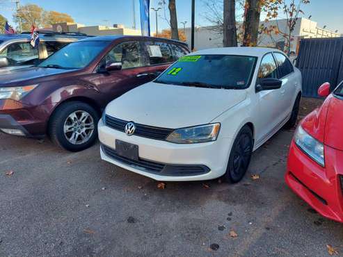 2012 VW JETTA FOR SALE!! - cars & trucks - by dealer - vehicle... for sale in North Chesterfield, VA