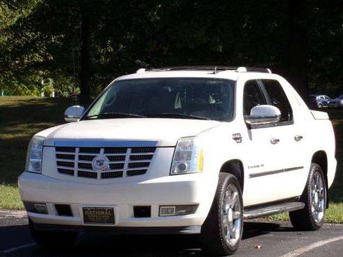2007 Cadillac Escalade EXT Sport Utility Truck for sale in Cleveland, OH