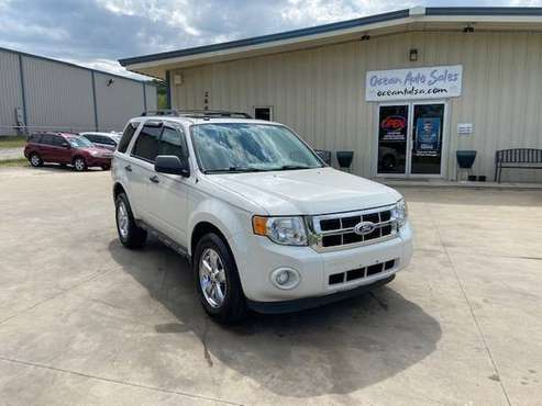 2012 Ford Escape FWD XLT FREE WARRANTY! FREE CARFAX - cars & for sale in Catoosa, OK