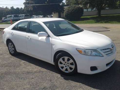 2010 TOYOTA CAMRY LE - cars & trucks - by dealer - vehicle... for sale in Massillon, OH