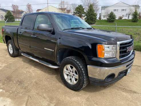 2009 GMC Sierra 1500 SLE 4D Crew Cab - - by dealer for sale in Rochester, MN