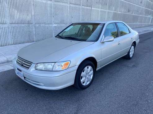 2000 Toyota Camry LE. DRIVES LIKE NEW!! EVERYTHING WORKS GREAT!! -... for sale in Arleta, CA