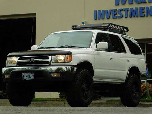 2000 Toyota 4Runner SR5 / 4x4 / NEW TIMING BELT / SUNROOF / LIFTED... for sale in Portland, OR