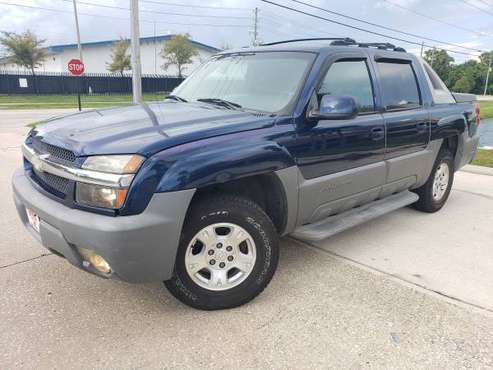 2002 Chevy Avalanche Z66 - cars & trucks - by owner - vehicle... for sale in SAINT PETERSBURG, FL